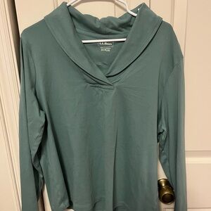 L.L. Bean Women's Dark Teal Collared Sweatshirt